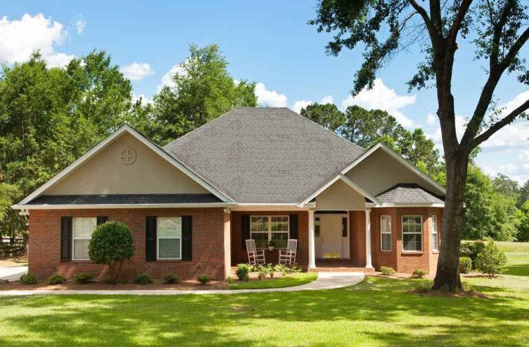 trusted local roofing contractor in Kirtland OH