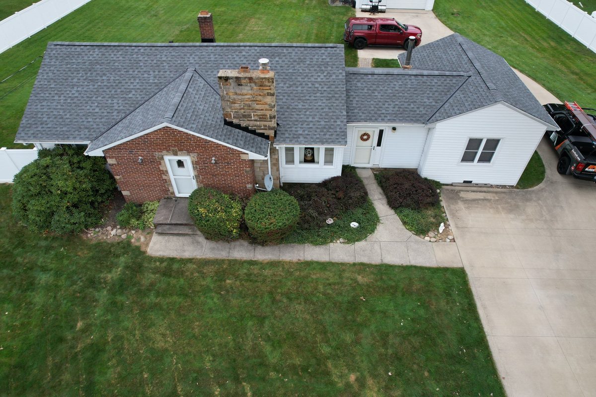 Brick and vinyl ranch home in Lake County with a new architectural asphalt shingle roof