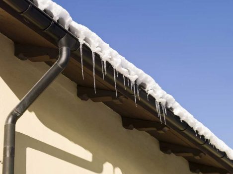 ice dams on roof