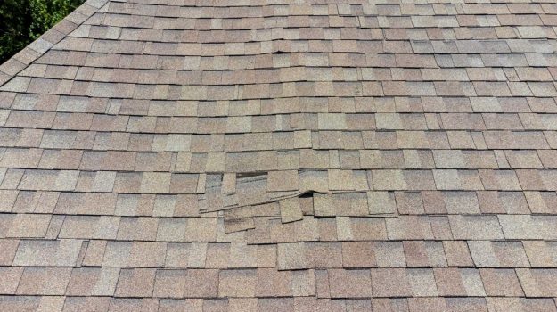 reason why insurance companies are dropping roof coverage